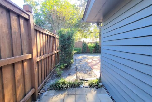 1212-Smith-Bay-Circle-W-Wilmington-NC-28405-44