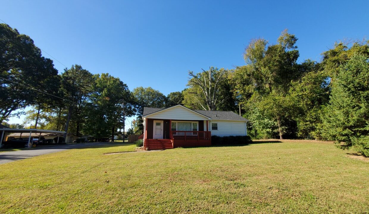 1737-Cannon-Ave-Charlotte-NC-28269-16