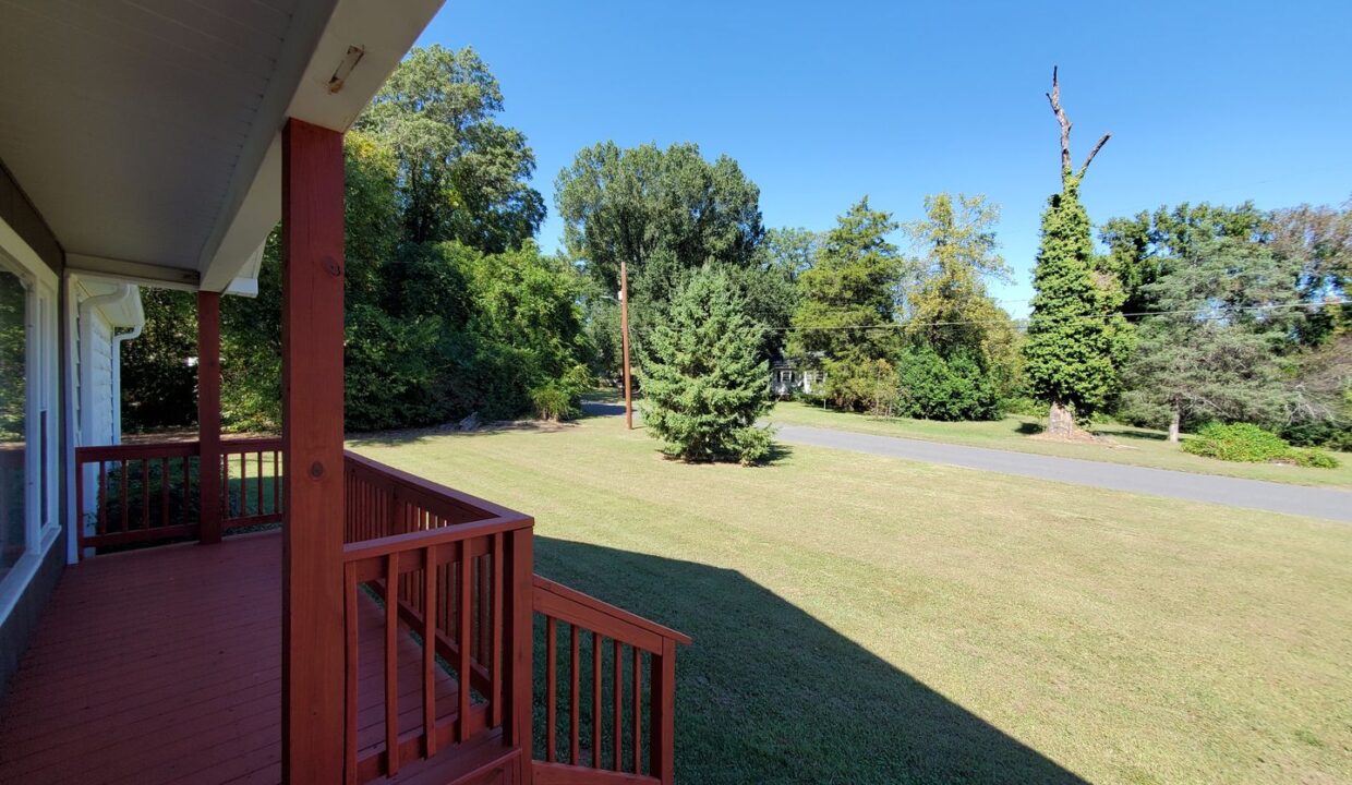 1737-Cannon-Ave-Charlotte-NC-28269-22