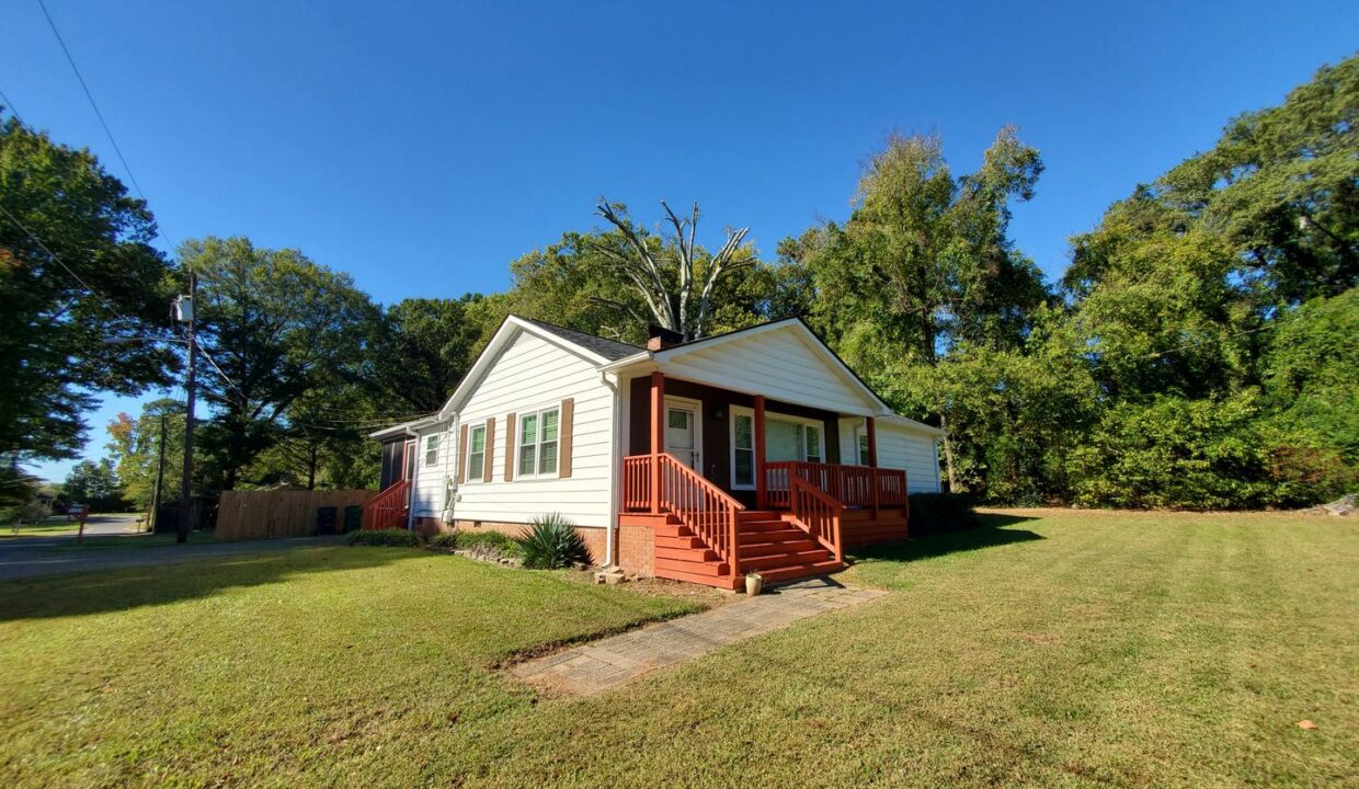1737-Cannon-Ave-Charlotte-NC-28269-26