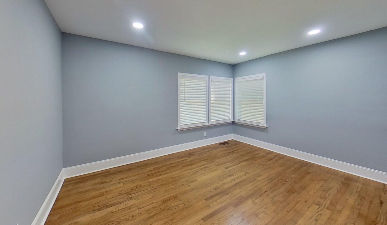 1737-Cannon-Ave-Charlotte-NC-28269-36