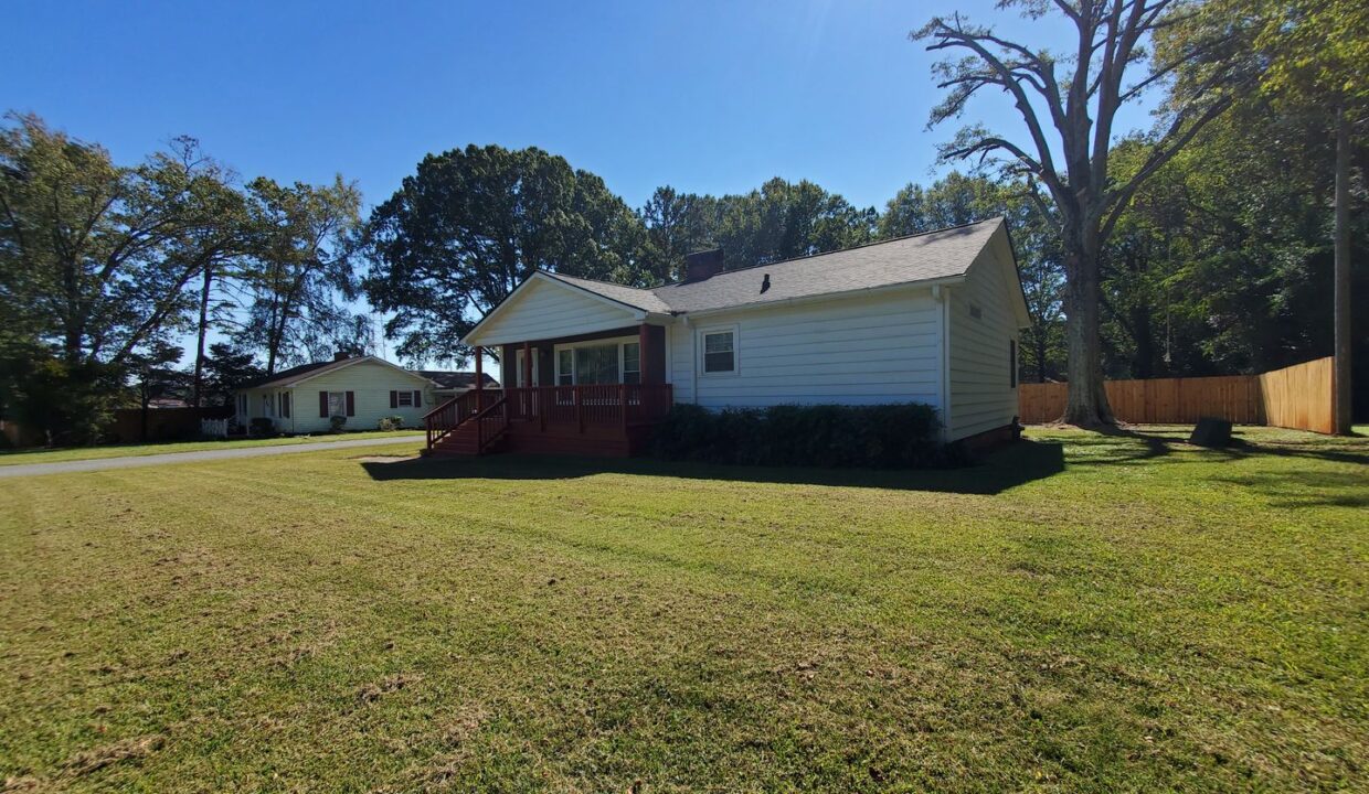 1737-Cannon-Ave-Charlotte-NC-28269-5