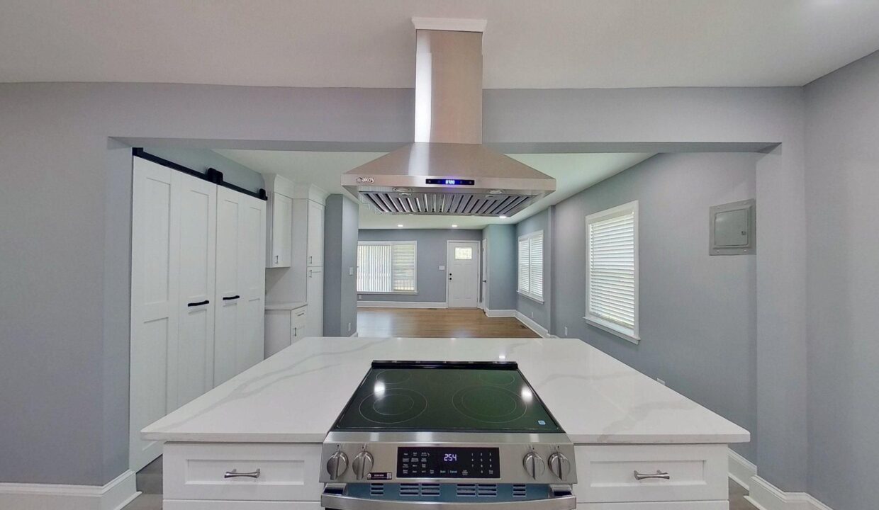 1737-Cannon-Ave-Charlotte-NC-28269-8