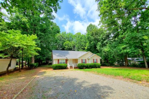 2201-Sunset-Blvd-Charlotte-NC-28269-10