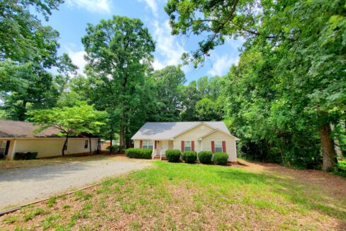 2201-Sunset-Blvd-Charlotte-NC-28269-12