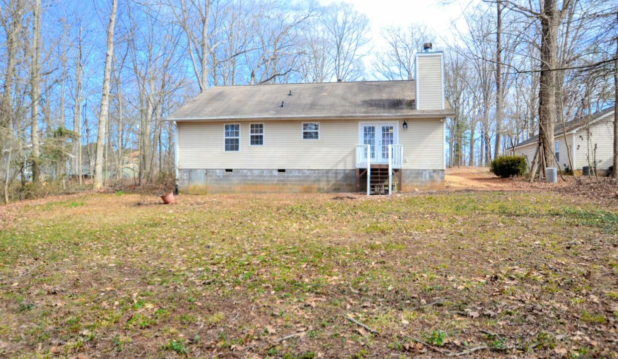 2201-Sunset-Blvd-Charlotte-NC-28269-22
