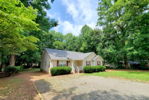 2201-Sunset-Blvd-Charlotte-NC-28269-28
