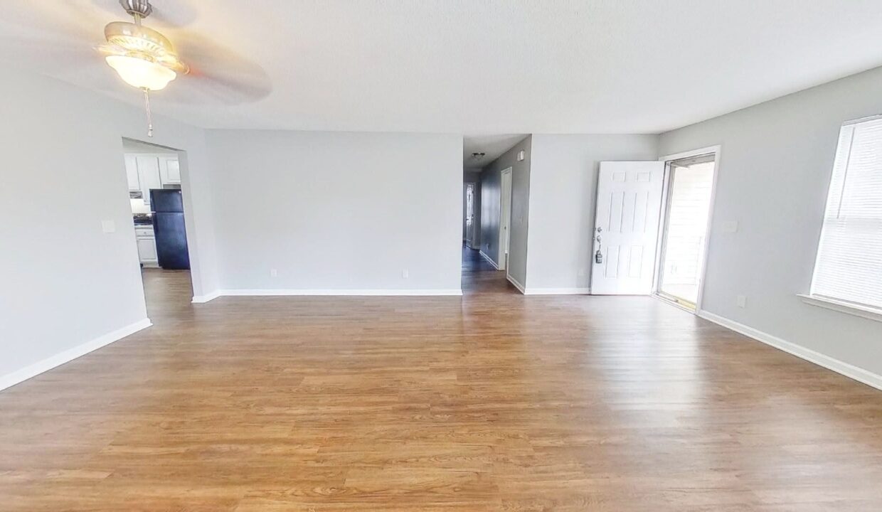 2201-Sunset-Blvd-Charlotte-NC-28269-6