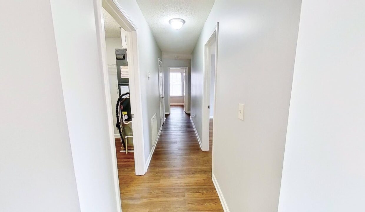 2201-Sunset-Blvd-Charlotte-NC-28269-9