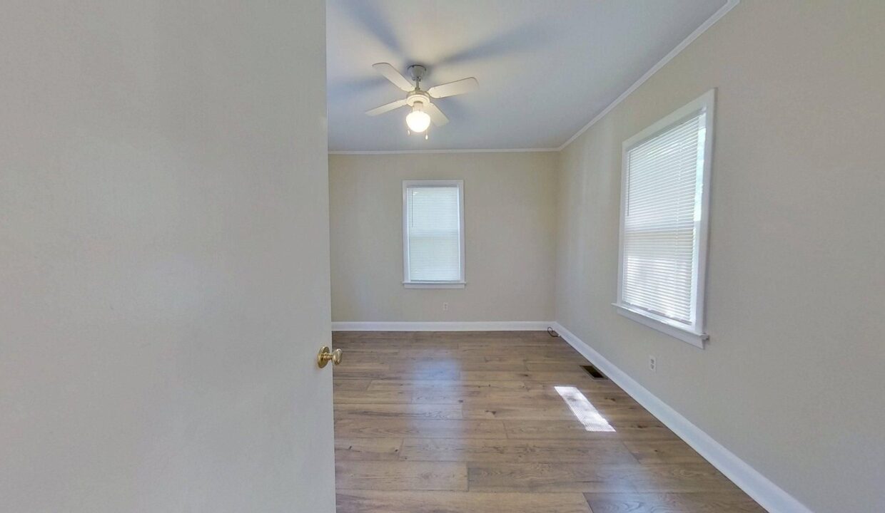 2256-Lake-Shore-Dr-Unit-1-Wilmington-NC-28401-23