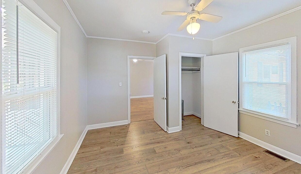 2256-Lakeshore-Dr-1-Wilmington-NC-28401-25