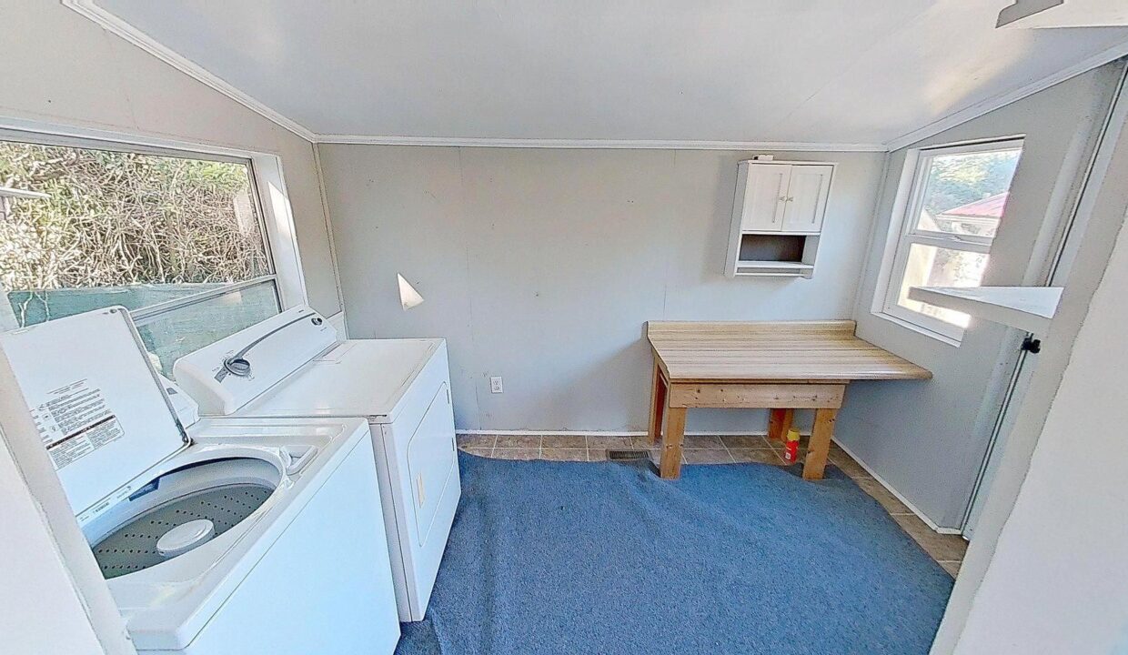 2256-Lakeshore-Dr-1-Wilmington-NC-28401-9