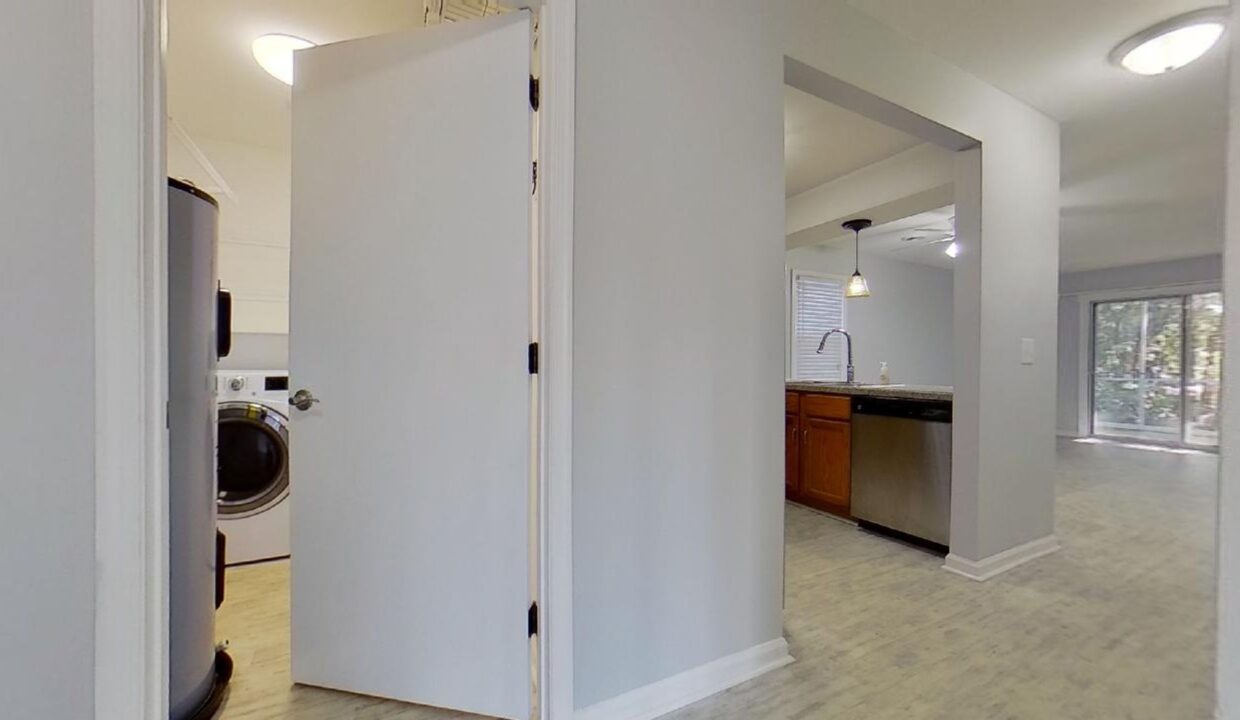 2738-S-17th-St-A-Wilmington-NC-28412-11