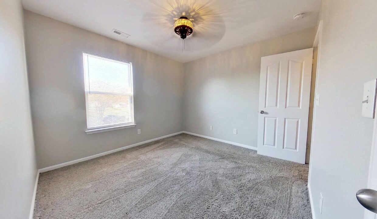 3565-Catawba-Creek-Dr-Gastonia-NC-28056-29