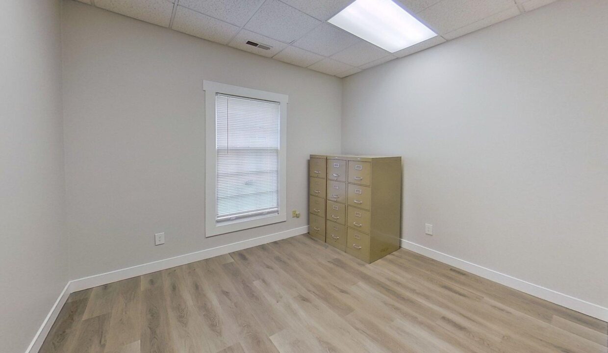 3775-B Vest Mill Rd Winston-Salem, NC 27103 (11)