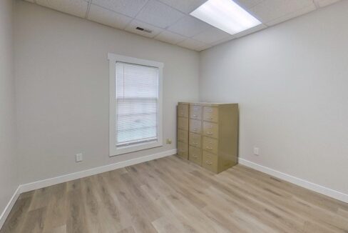3775-B Vest Mill Rd Winston-Salem, NC 27103 (11)