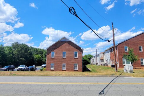 3775-B Vest Mill Rd Winston-Salem, NC 27103 (21)