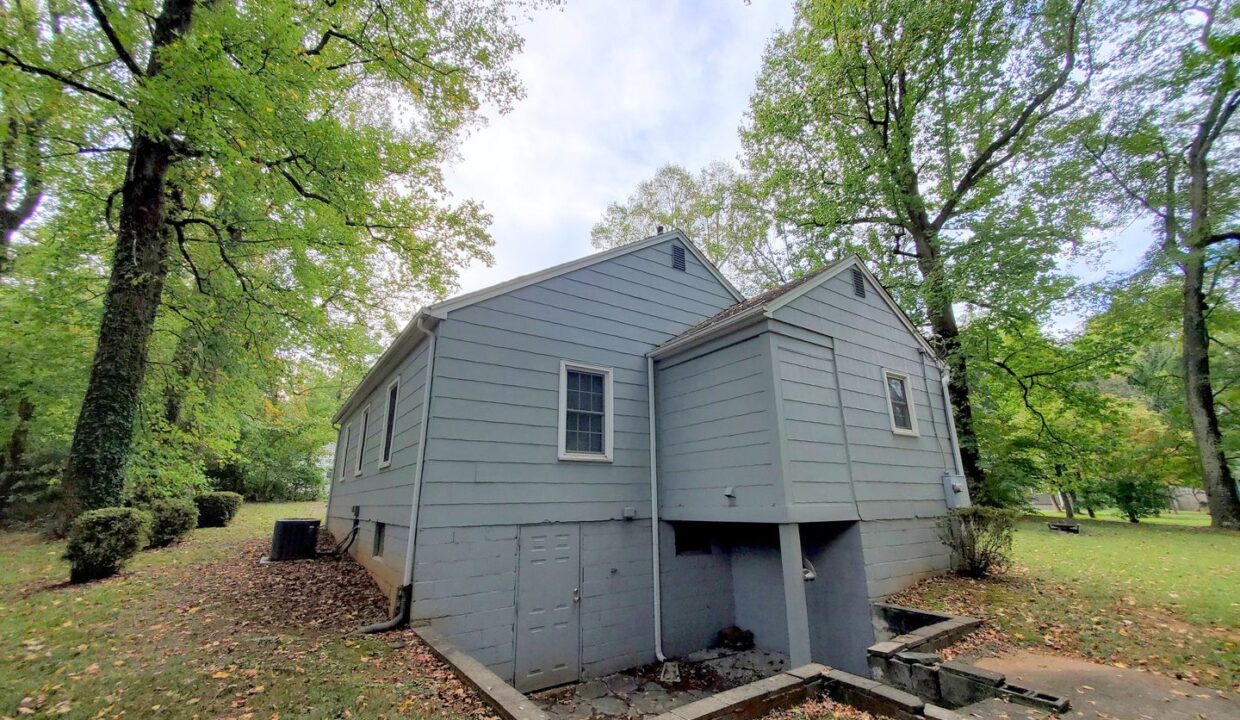5549-Dogwood-Dr-Winston-Salem-NC-27105-23
