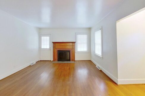 5549-Dogwood-Dr-Winston-Salem-NC-27105-27