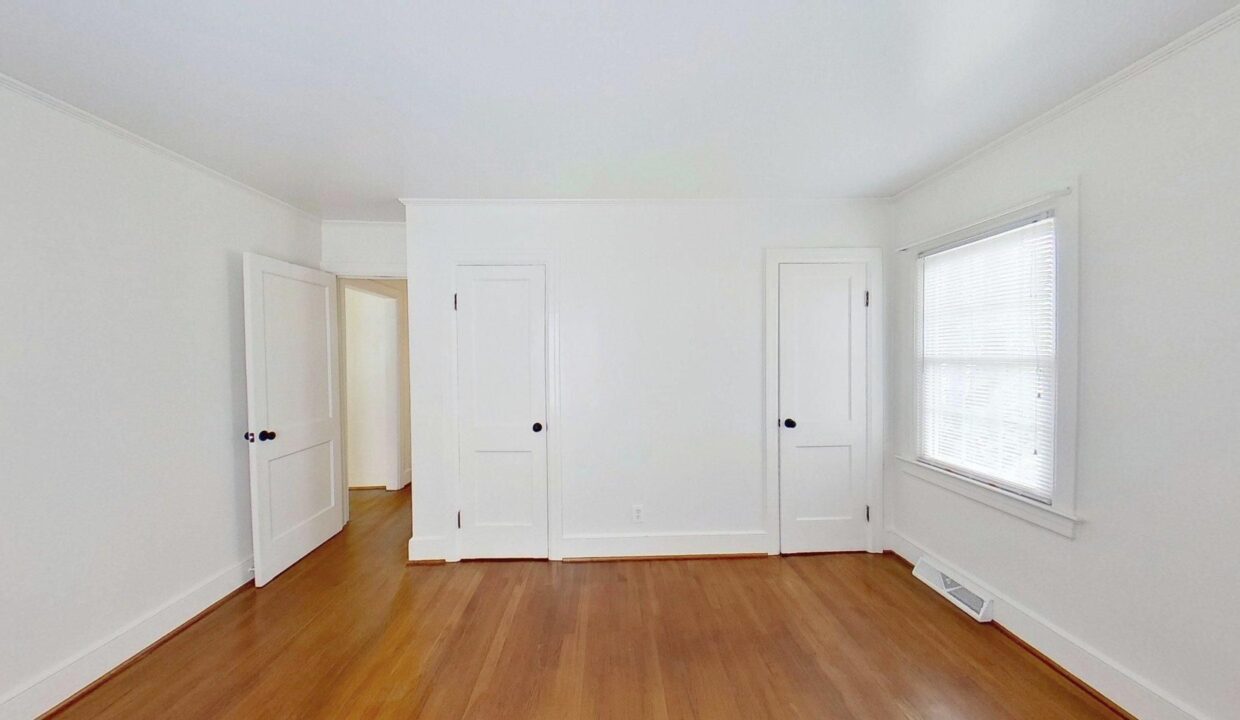 5549-Dogwood-Dr-Winston-Salem-NC-27105-8