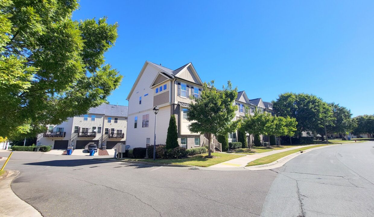 601-Mallory-Ln-19-Durham-NC-27713-17