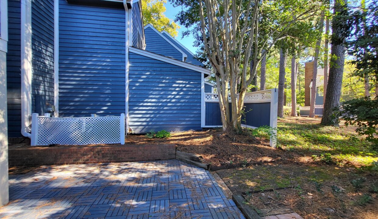 7605-Wellesley-Park-North-Raleigh-NC-27615-23