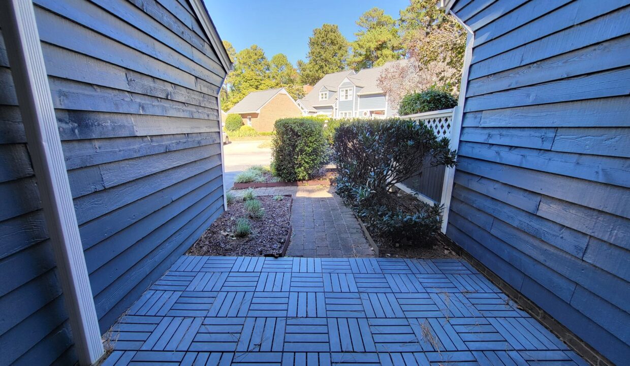 7605-Wellesley-Park-North-Raleigh-NC-27615-34