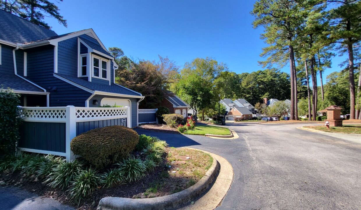 7605-Wellesley-Park-North-Raleigh-NC-27615-36