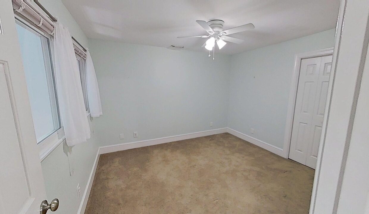 7605-Wellesley-Park-North-Raleigh-NC-27615-39