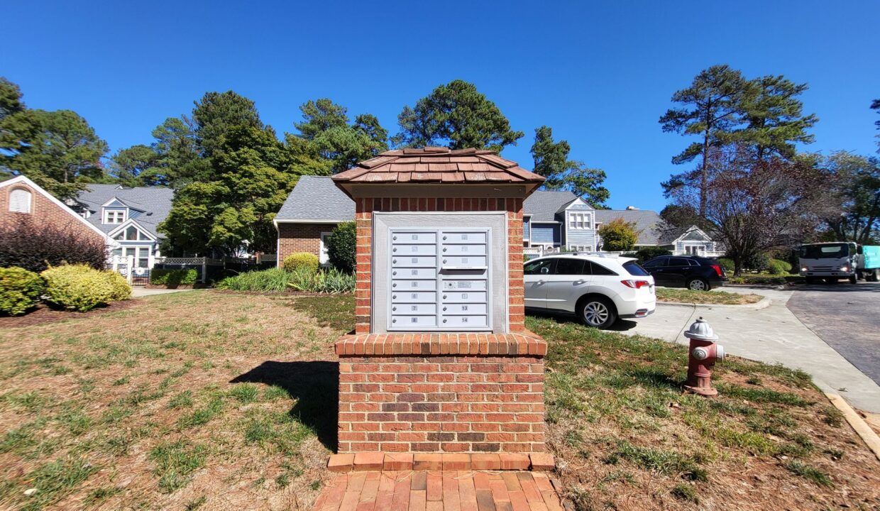 7605-Wellesley-Park-North-Raleigh-NC-27615-47