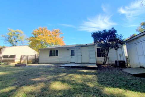 8250-Bald-Ridge-Dr-Charlotte-NC-28227-17