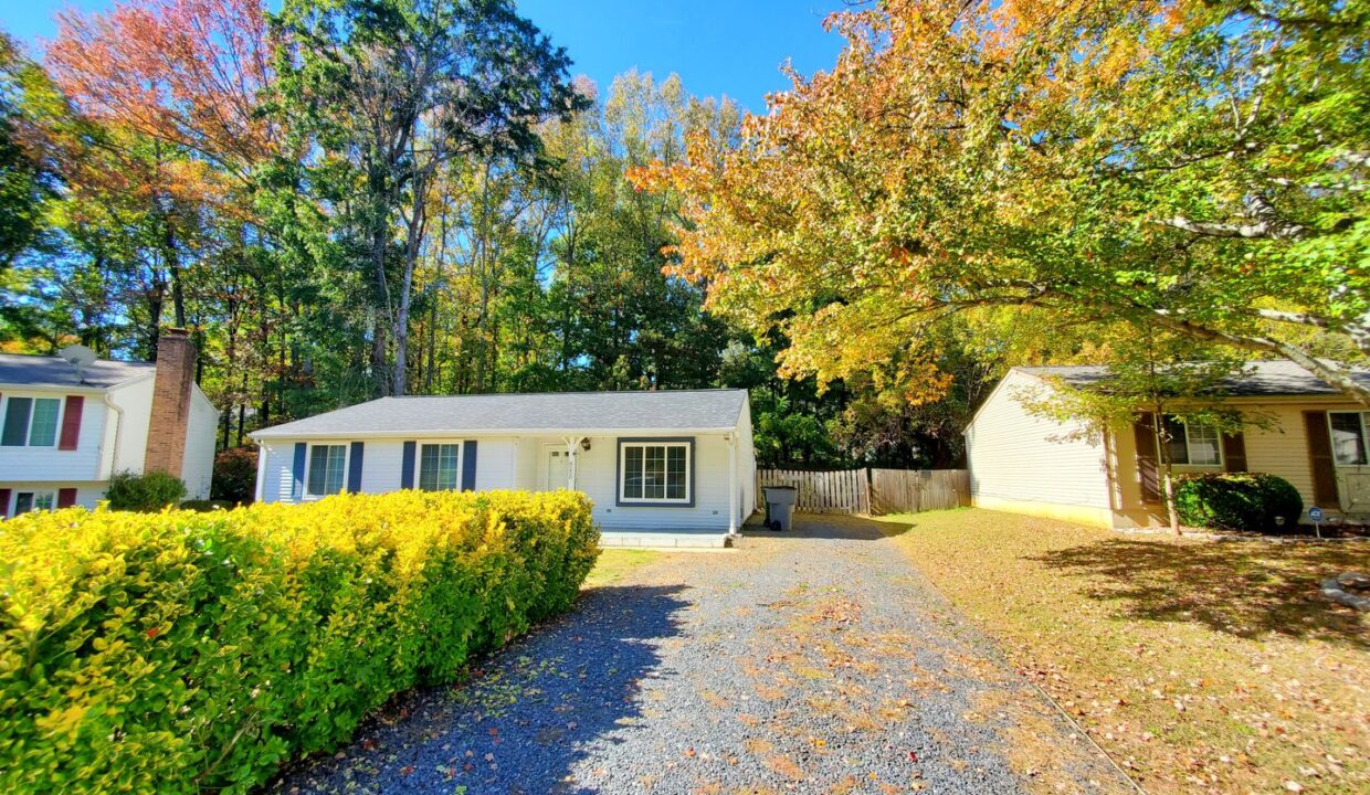 8250-Bald-Ridge-Dr-Charlotte-NC-28227-21