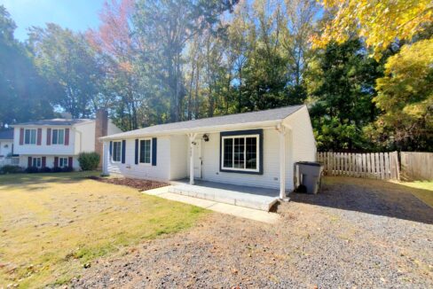 8250-Bald-Ridge-Dr-Charlotte-NC-28227-33