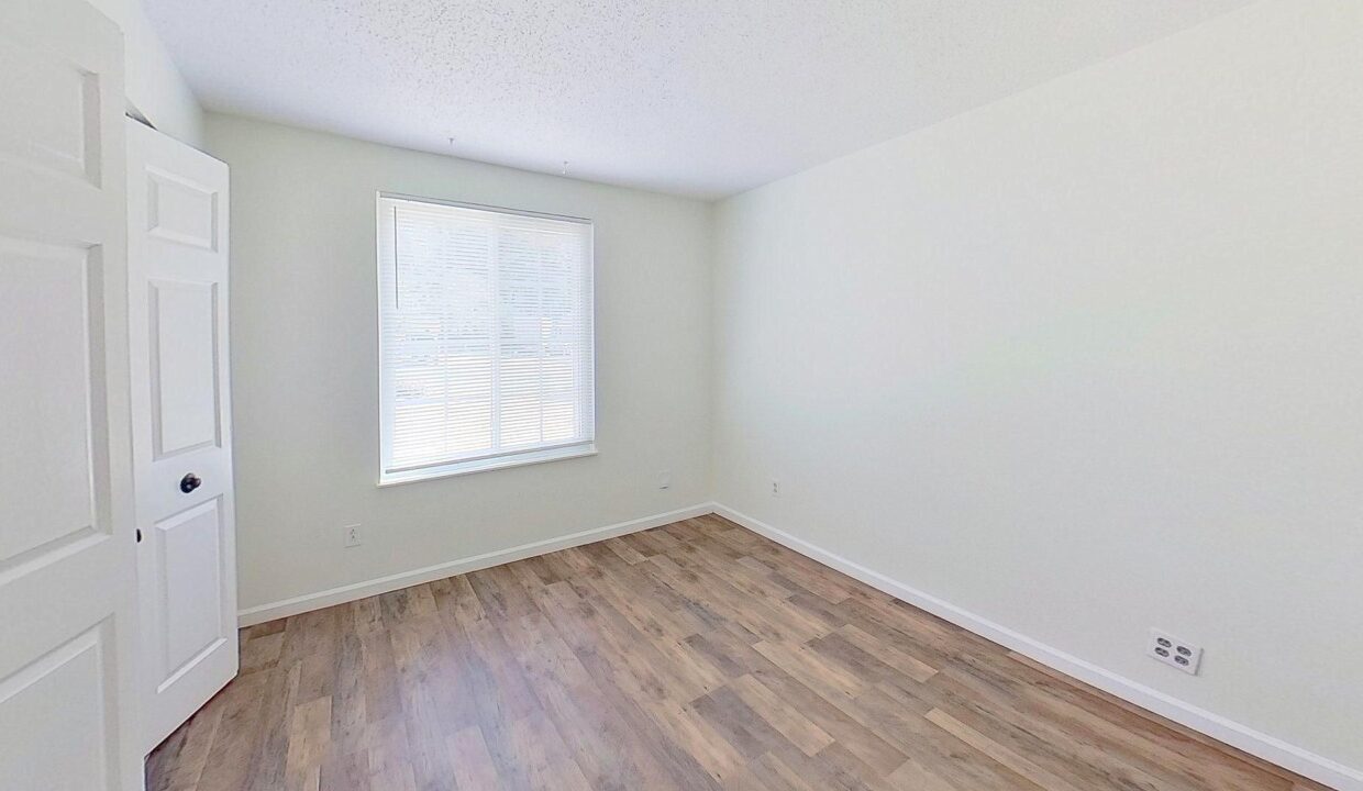 8250-Bald-Ridge-Dr-Charlotte-NC-28227-38