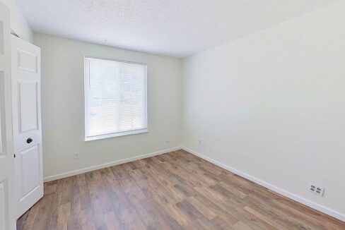 8250-Bald-Ridge-Dr-Charlotte-NC-28227-38
