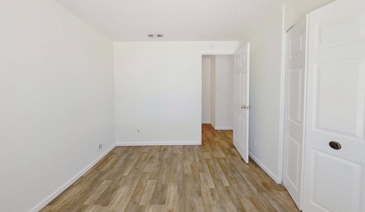 8250-Bald-Ridge-Dr-Charlotte-NC-28227-39
