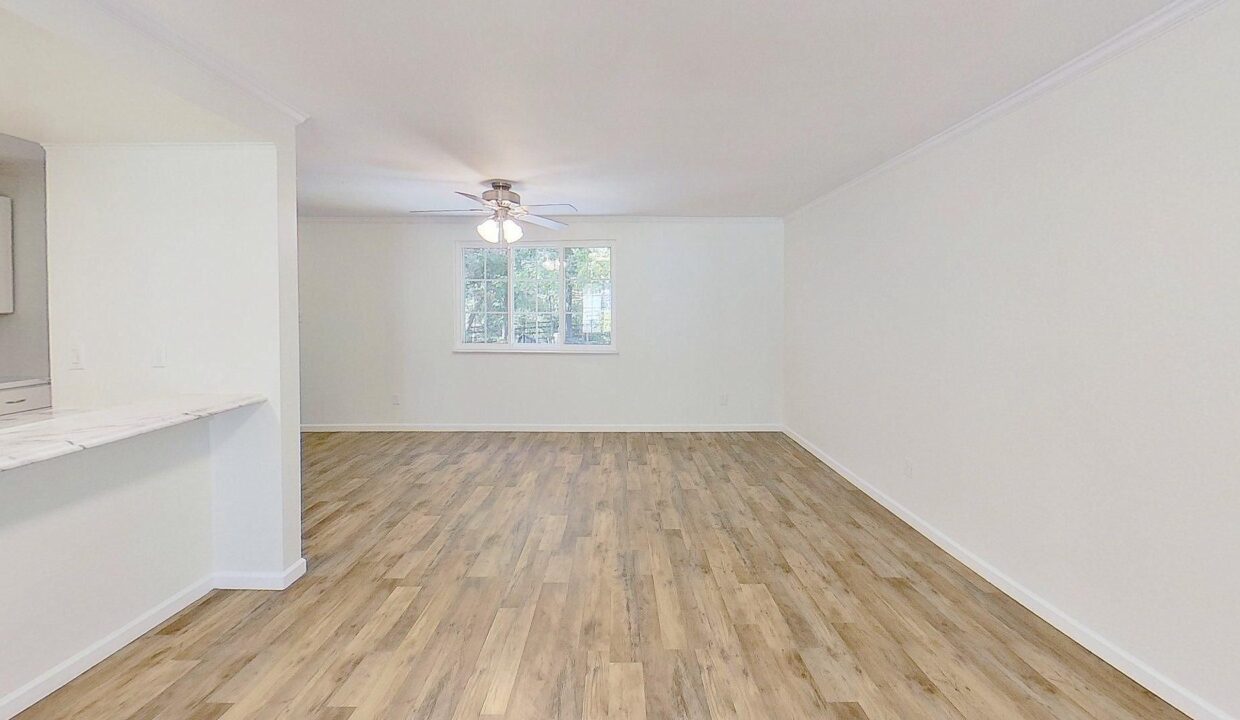 8250-Bald-Ridge-Dr-Charlotte-NC-28227-43