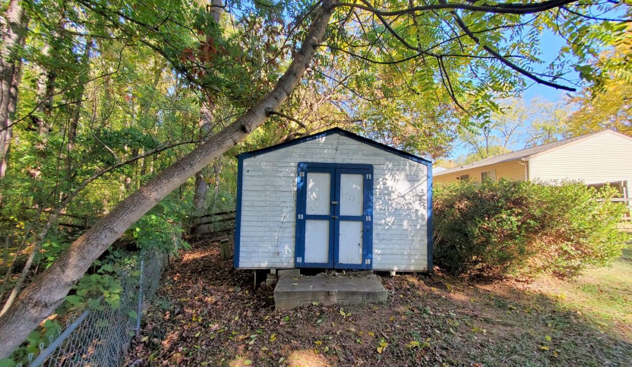 8250-Bald-Ridge-Dr-Charlotte-NC-28227-7